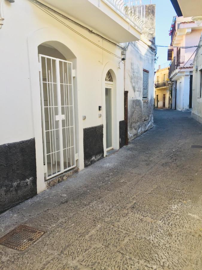 Apartamento Casa ABBATUZZU Acireale Exterior foto