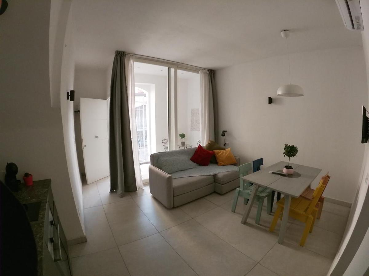 Apartamento Casa ABBATUZZU Acireale Exterior foto